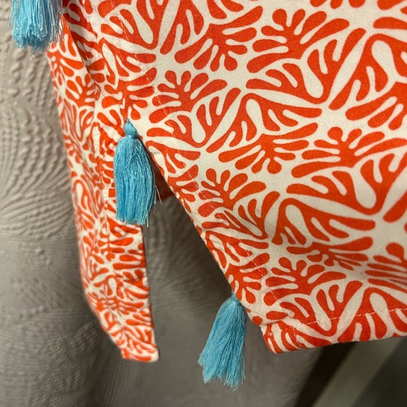 Beautiful and Vibrant V Neck Blouse with Tassles - Picture 6 of 9